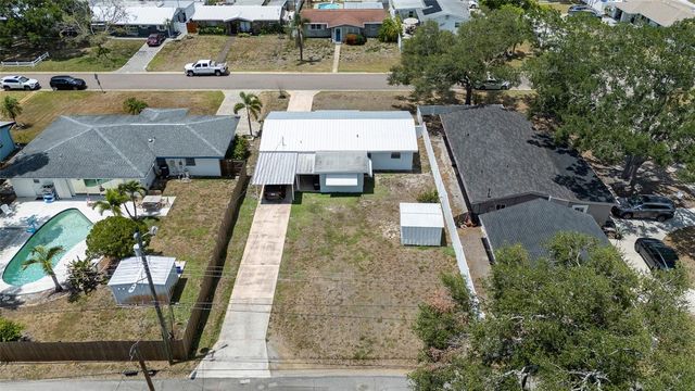 782 42ND AVENUE NE, St Petersburg, FL 33703