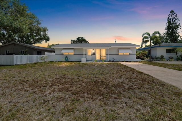 782 42ND AVENUE NE, St Petersburg, FL 33703