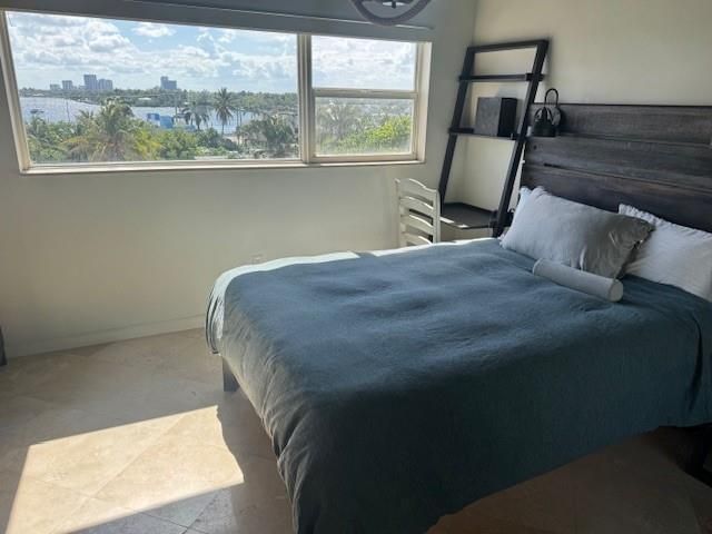 300 Oregon Street 401, Hollywood, FL 33019