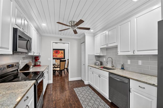 6989 Clover Court, Lake Worth, FL 33467