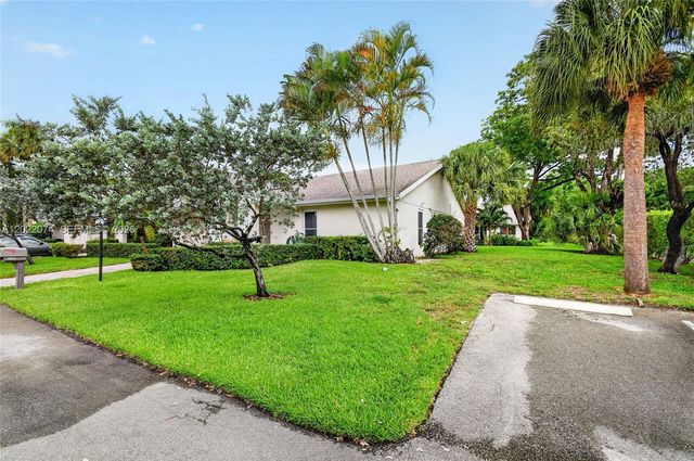 6989 Clover Court, Lake Worth, FL 33467