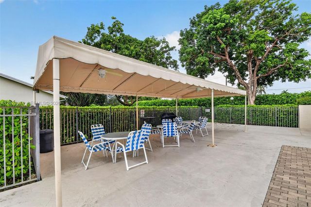 6989 Clover Court, Lake Worth, FL 33467
