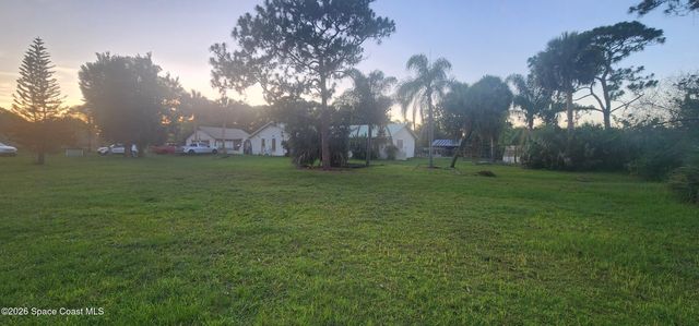 6870 Crepe Myrtle Drive, Grant, FL 32949