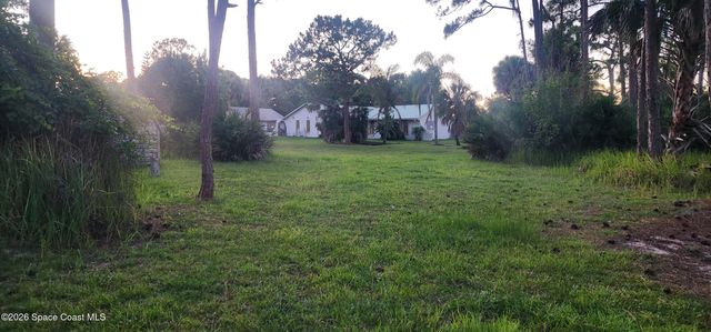 6870 Crepe Myrtle Drive, Grant, FL 32949
