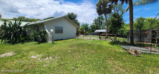 6870 Crepe Myrtle Drive, Grant, FL 32949