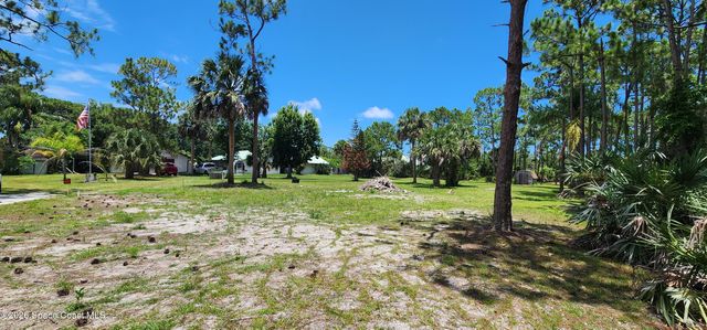 6870 Crepe Myrtle Drive, Grant, FL 32949