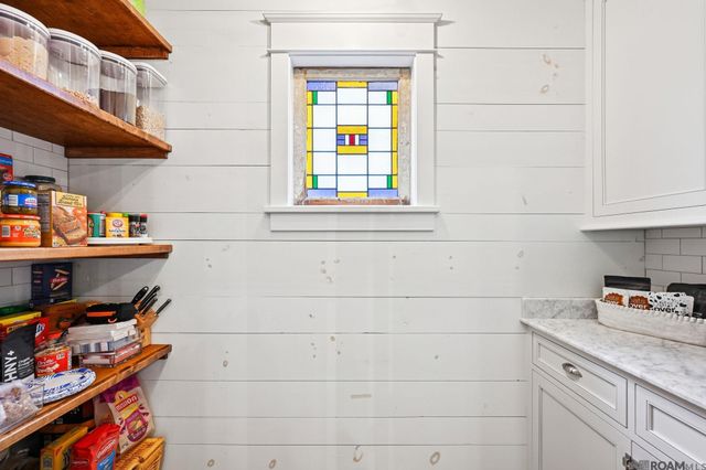 435 Betz Pl, Metairie, LA 70005