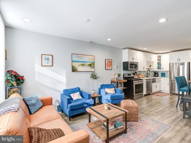 1823 MOUNTAIN ST, Philadelphia, PA 19145