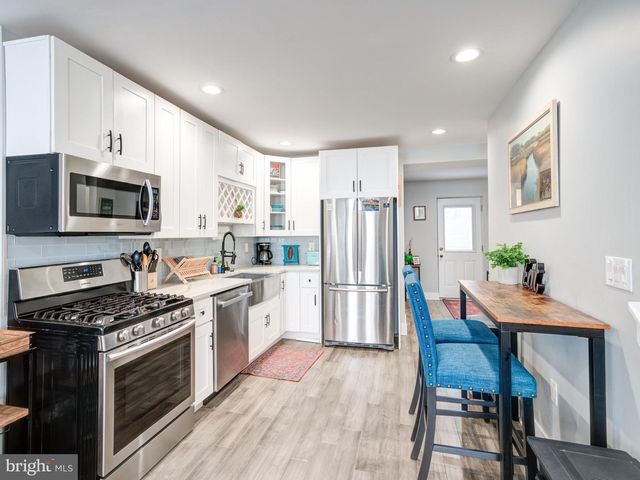 1823 MOUNTAIN ST, Philadelphia, PA 19145