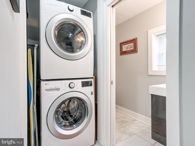 1823 MOUNTAIN ST, Philadelphia, PA 19145