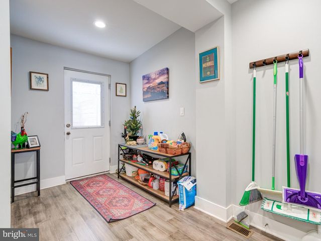 1823 MOUNTAIN ST, Philadelphia, PA 19145