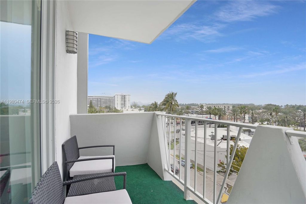 7133 Bay Dr 601, Miami Beach, FL 33141