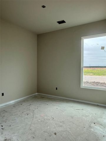 101 Backwood PASS, Taylor, TX 76574