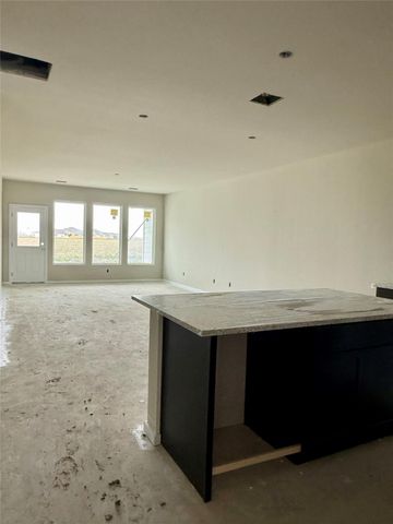 101 Backwood PASS, Taylor, TX 76574