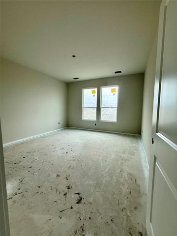 101 Backwood PASS, Taylor, TX 76574