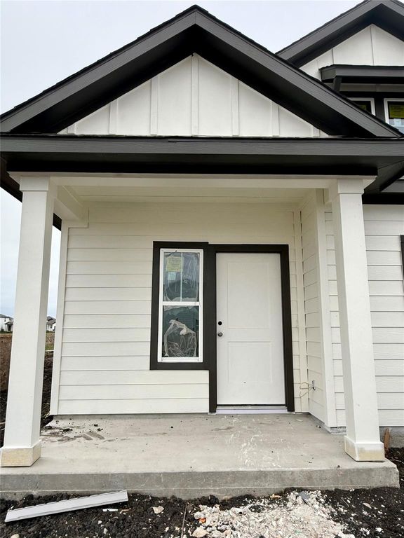 101 Backwood PASS, Taylor, TX 76574