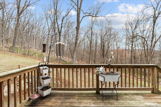 6 Annarock Drive, Somers, NY 10589