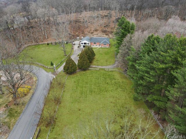 6 Annarock Drive, Somers, NY 10589