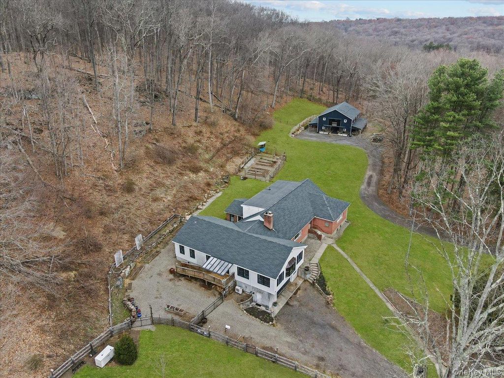 6 Annarock Drive, Somers, NY 10589