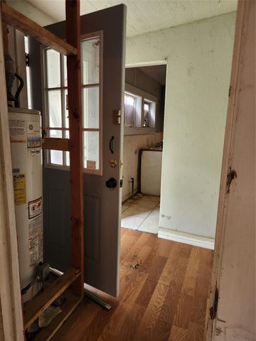 1717 Maury Street, Houston, TX 77026