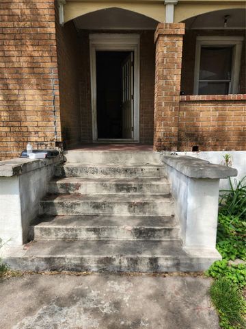 1717 Maury Street, Houston, TX 77026