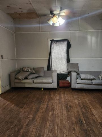 1717 Maury Street, Houston, TX 77026