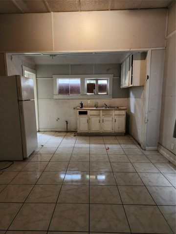 1717 Maury Street, Houston, TX 77026