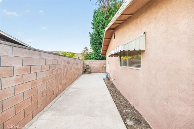 3261 Wallingham Drive, Riverside, CA 92503