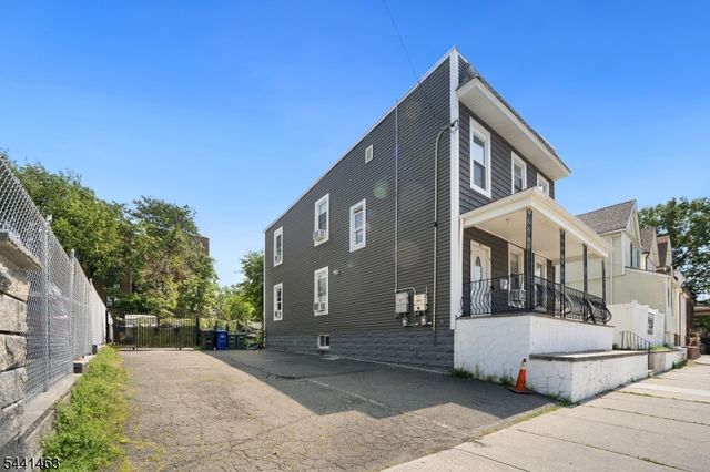 60 Welland Ave, Irvington Twp., NJ 07111