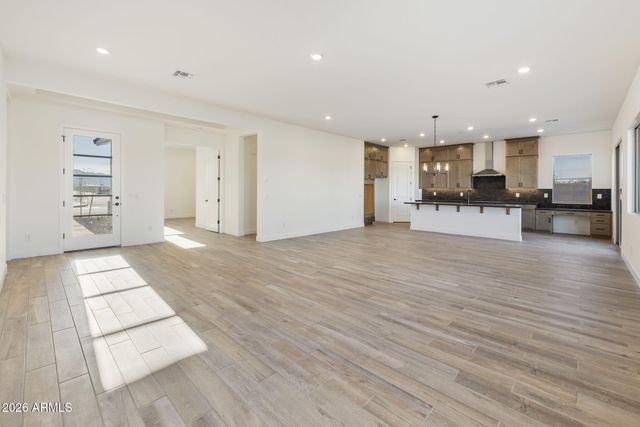 10127 S 51ST Lane, Laveen, AZ 85339