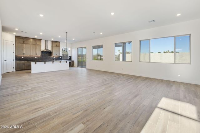 10127 S 51ST Lane, Laveen, AZ 85339