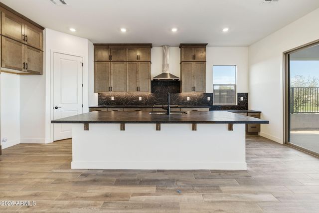 10127 S 51ST Lane, Laveen, AZ 85339