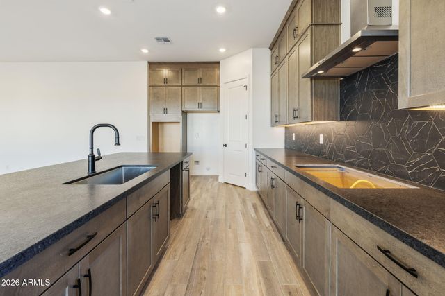 10127 S 51ST Lane, Laveen, AZ 85339