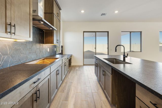 10127 S 51ST Lane, Laveen, AZ 85339