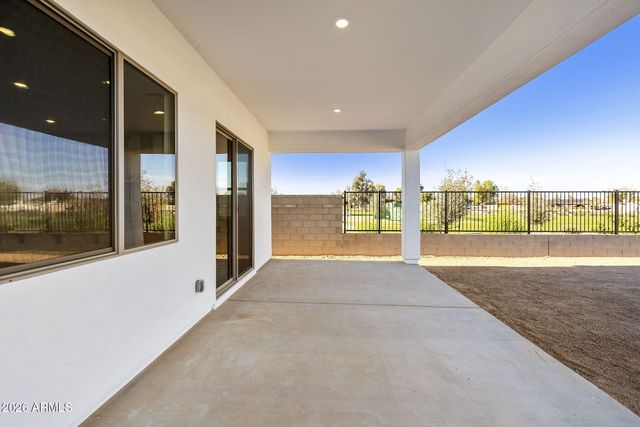 10127 S 51ST Lane, Laveen, AZ 85339