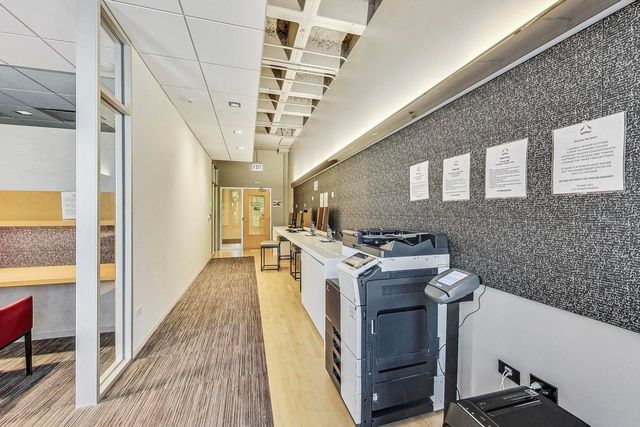505 N Lake Shore Drive 708-709, Chicago, IL 60611