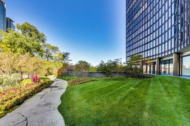 505 N Lake Shore Drive 708-709, Chicago, IL 60611