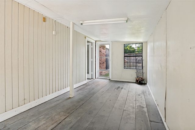 405 Myrtle Drive, Arlington, TX 76018