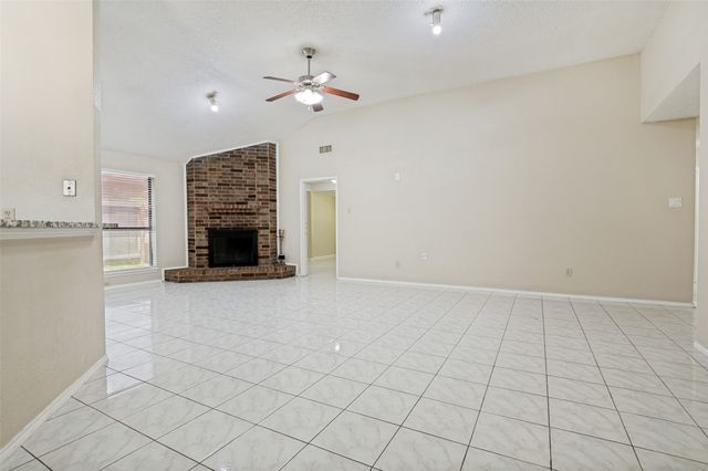 405 Myrtle Drive, Arlington, TX 76018