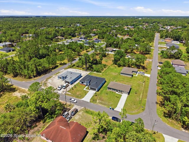 191 Titan Road SE, Palm Bay, FL 32909