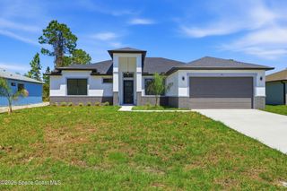 191 Titan Road SE, Palm Bay, FL 32909