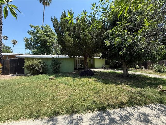 7704 Calvin, Reseda, CA 91335