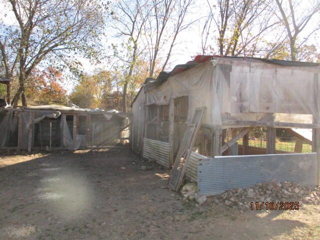 15840 S 642 Road, Wyandotte, OK 74370