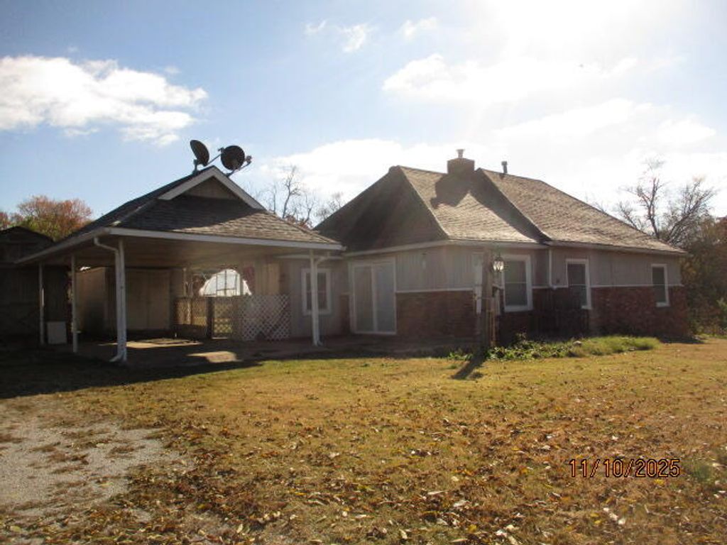 15840 S 642 Road, Wyandotte, OK 74370