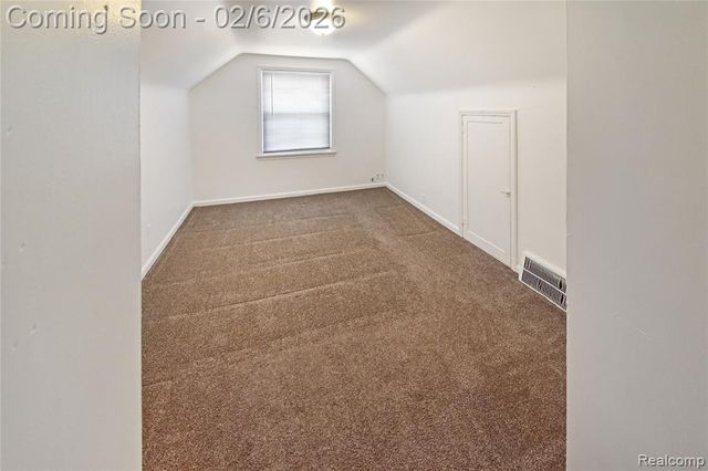 8305 Stephens, Center Line, MI 48015