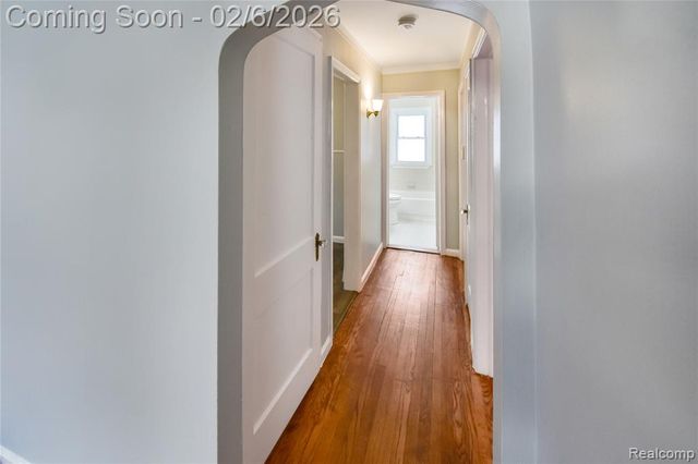 8305 Stephens, Center Line, MI 48015