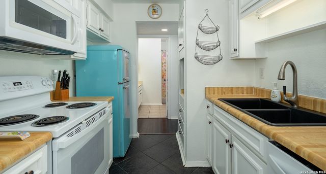 7711 Callaghan Rd Apt 714, San Antonio, TX 78229