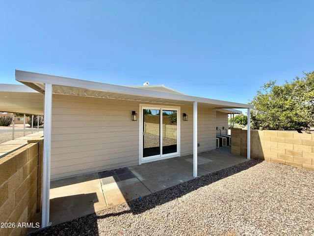 7654 E CALYPSO Avenue, Mesa, AZ 85208