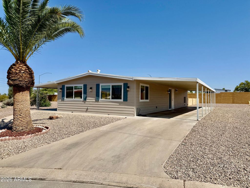 7654 E CALYPSO Avenue, Mesa, AZ 85208