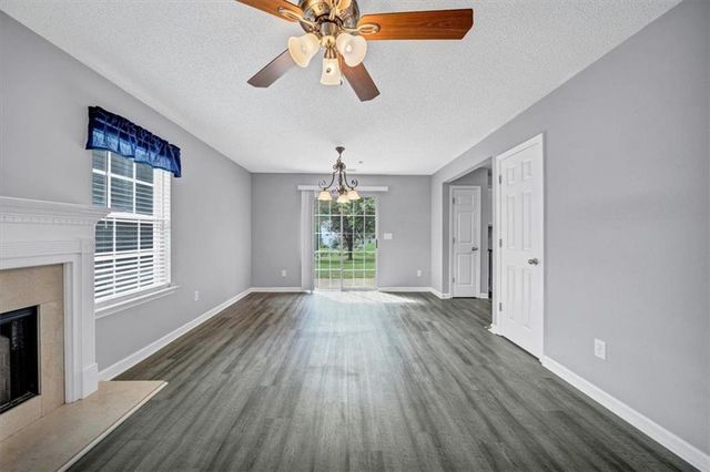 275 COTTONWOOD CREEK Circle, Canton, GA 30114